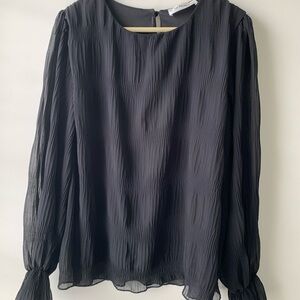 Brand New WOT SZ small “Little Mountain “ black blouse